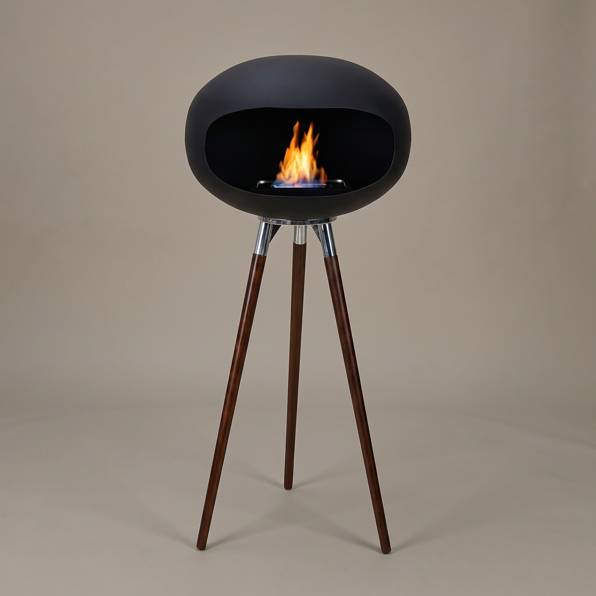 Trivo Bioethanol Fireplace – Long Leg Tripod Design