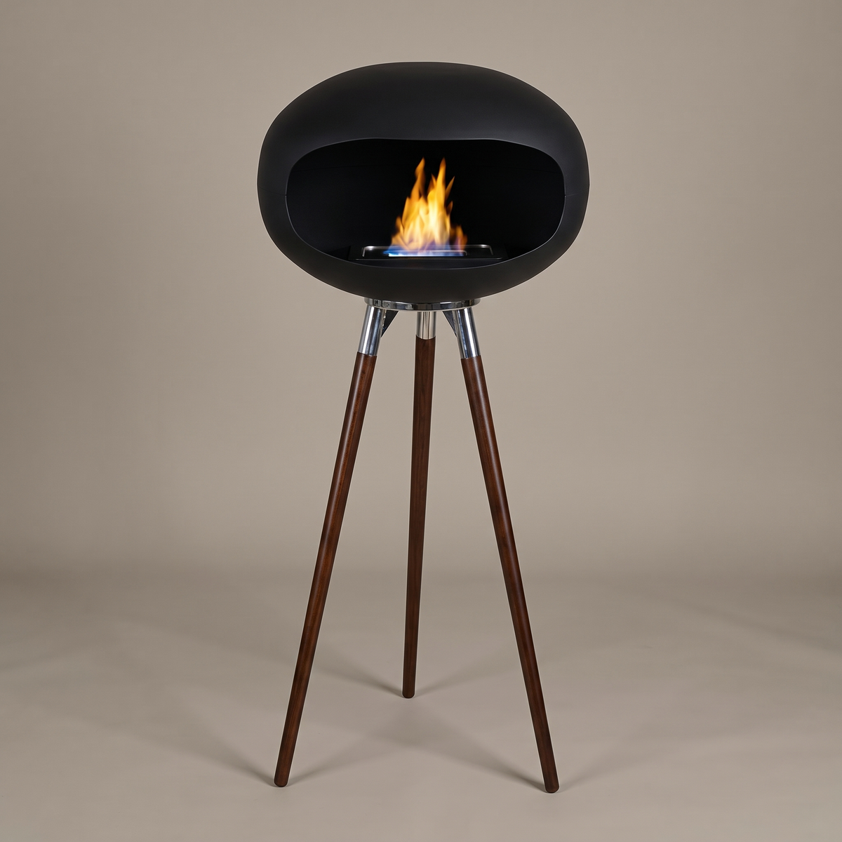 Trivo Bioethanol Fireplace – Long Leg Tripod Design