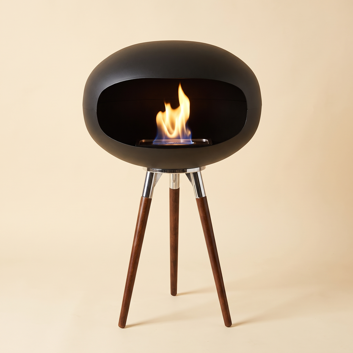 Trivo Bioethanol Fireplace – Long Leg Tripod Design