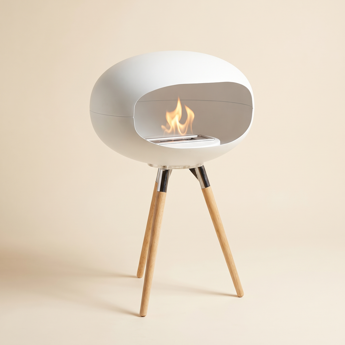 Trivo Bioethanol Fireplace – Long Leg Tripod Design White